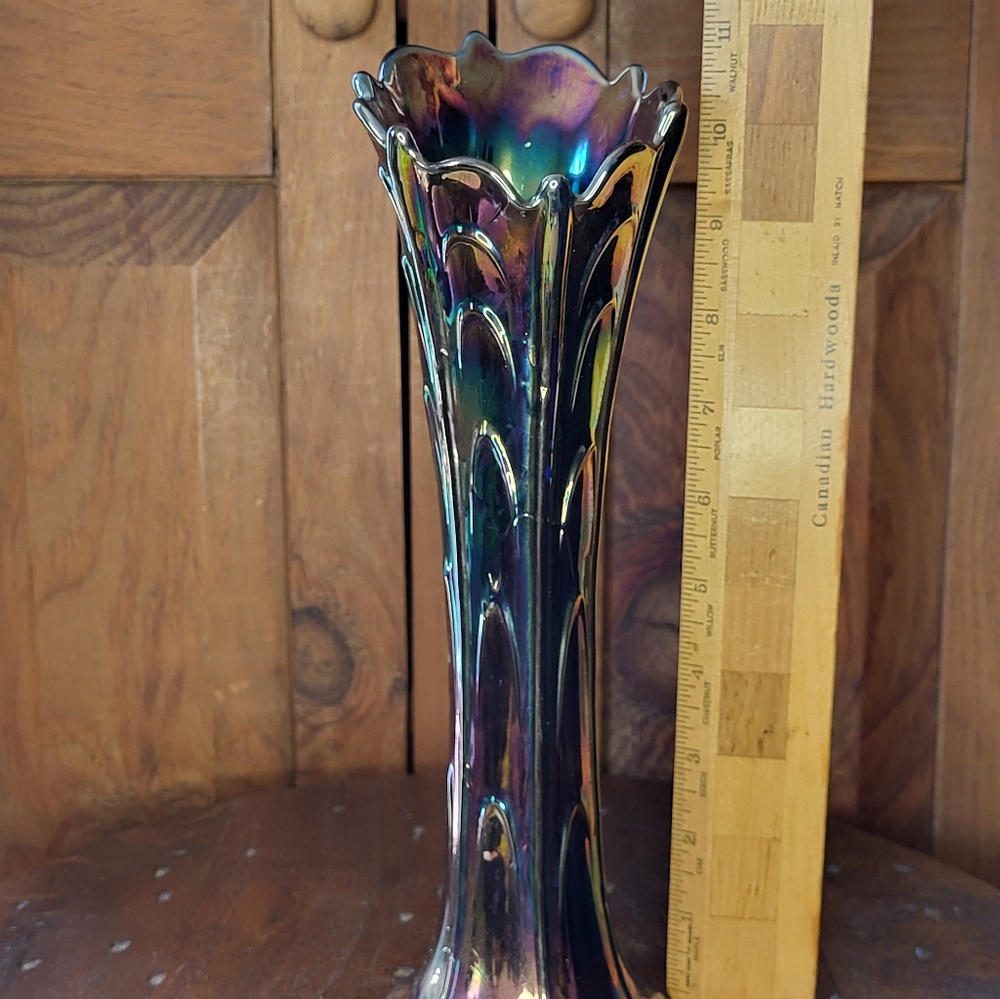 Fenton Carnival Glass Vase - Picture 13 of 14